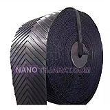 65-centimeter wide cleated rubber conveyor belt 65-centimeter wide cleated rubber conveyor belt