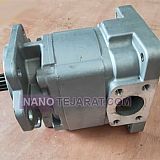 D155 Komatsu hydraulic pump repair D155 Komatsu hydraulic pump repair