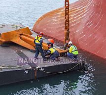 ship and barge anchor chain